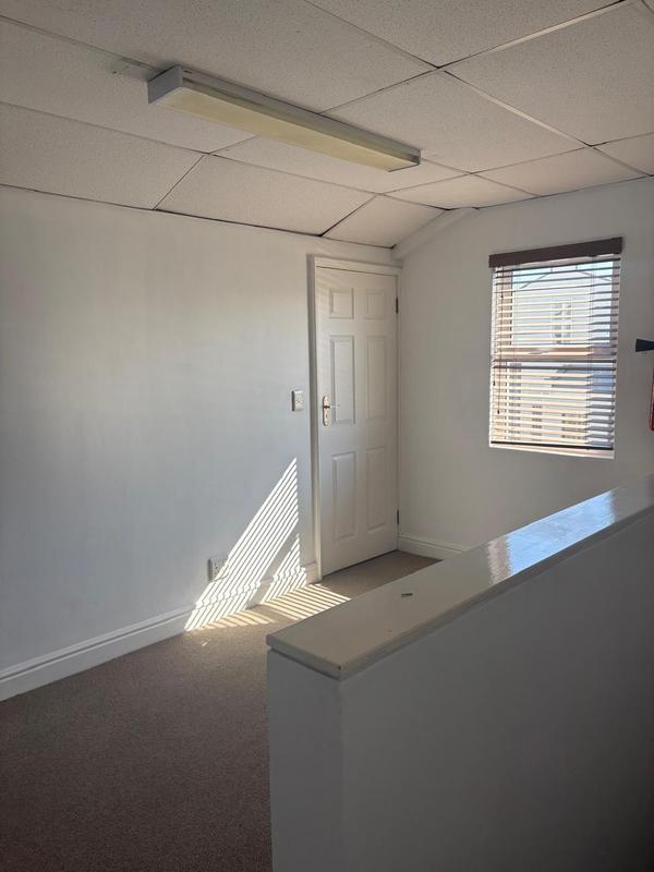 Commercial Property for Sale in Diep River Western Cape